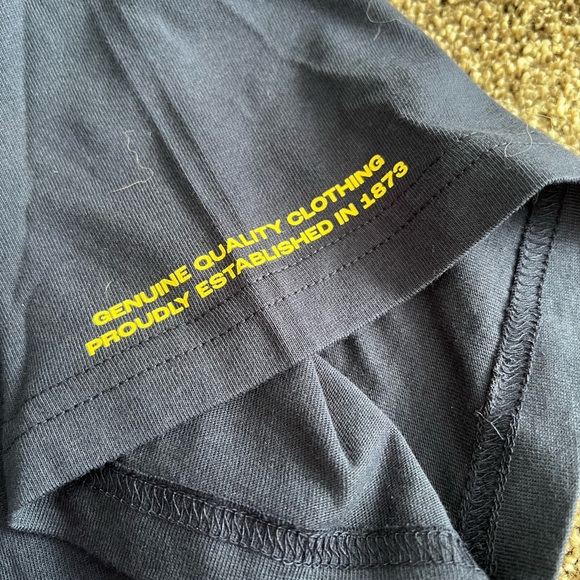 Levi’s Navy Round neck printed t-shirt - Picture 5 of 9